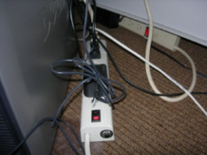 General Electrical Safety: ELE07 Power Strip
