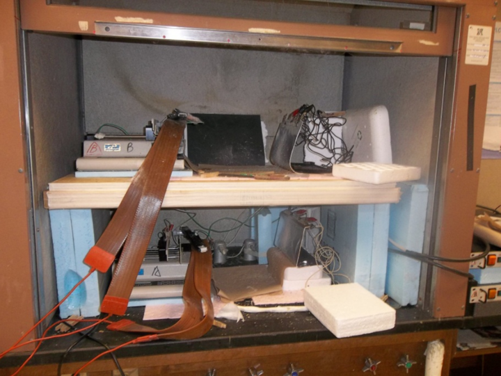 Ventilated Cabinet: VEN02 fume hood too cluttered